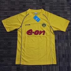 Borussia Dortmund Champions League Retro Soccer Jersey 2001-2002