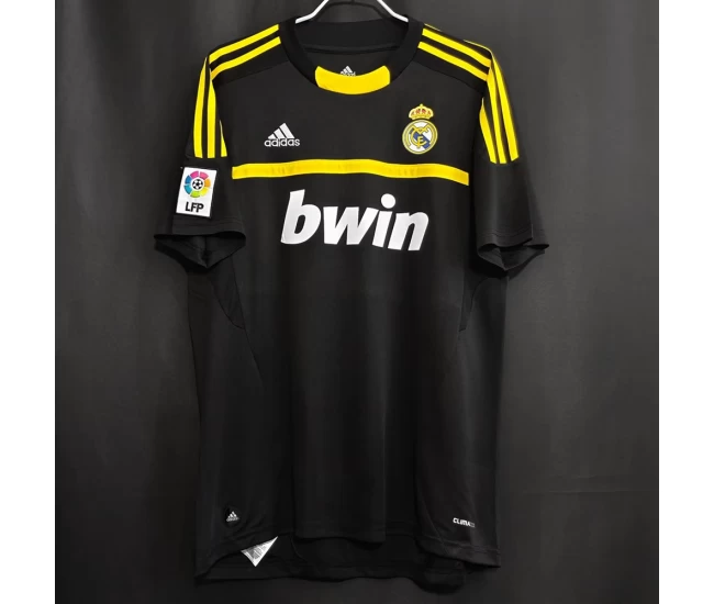 Real Madrid Goalkeeper Retro Soccer Jersey 2011-2012